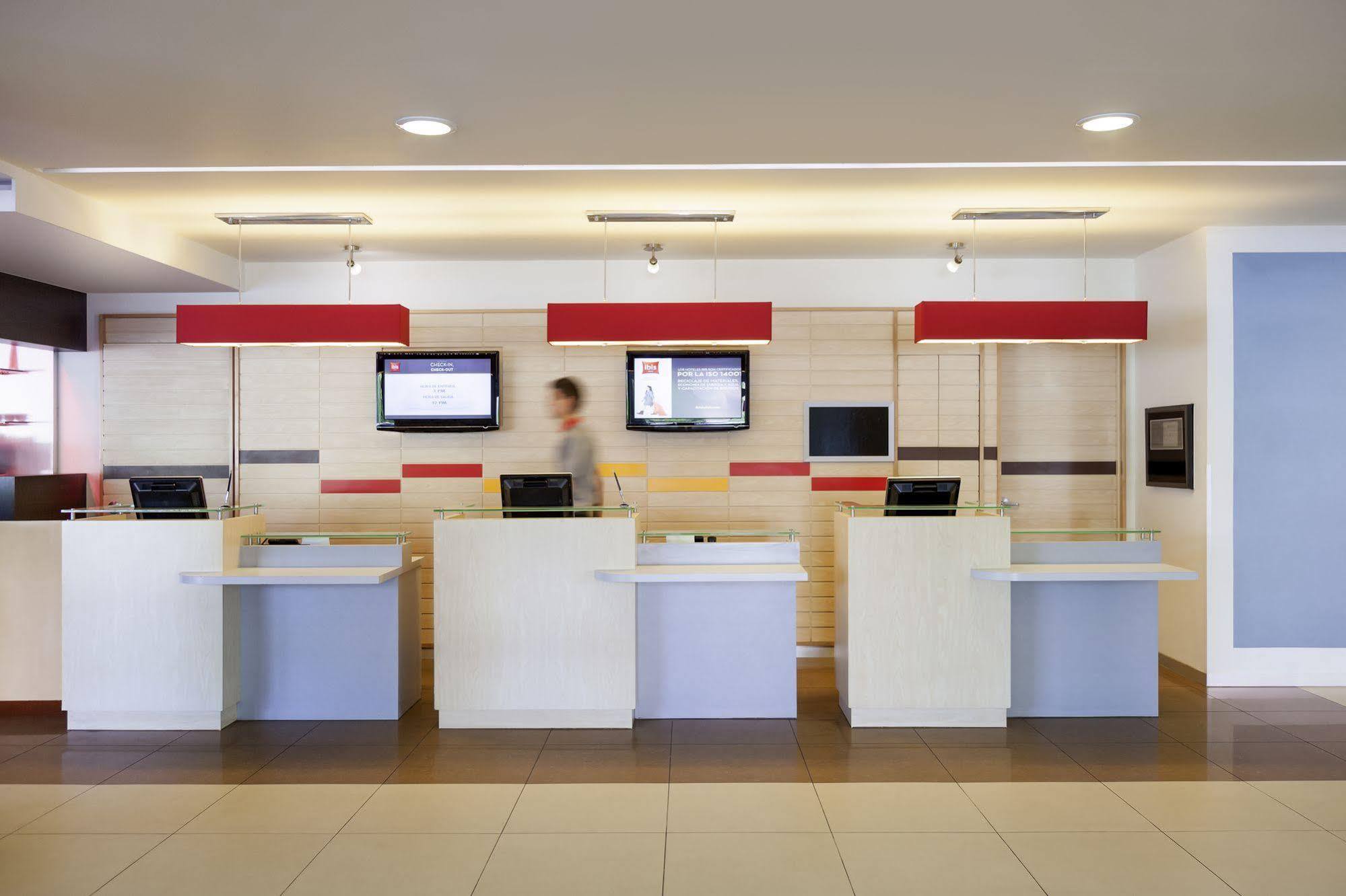 Ibis Χερμοσίγιο Εξωτερικό φωτογραφία