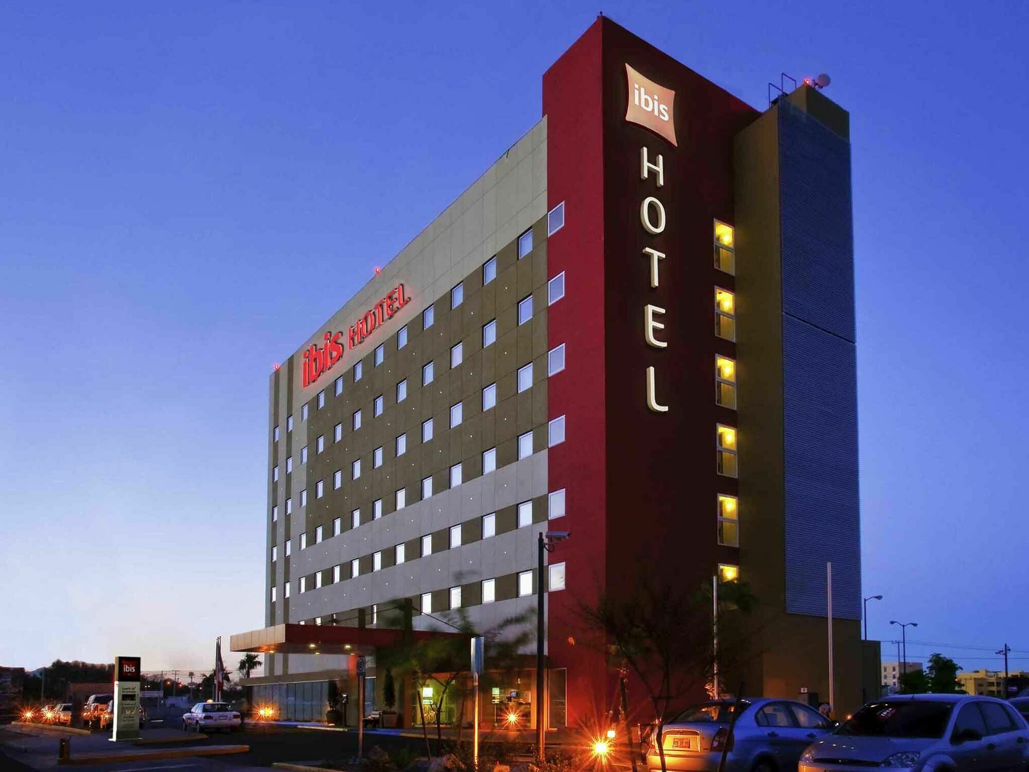 Ibis Χερμοσίγιο Εξωτερικό φωτογραφία